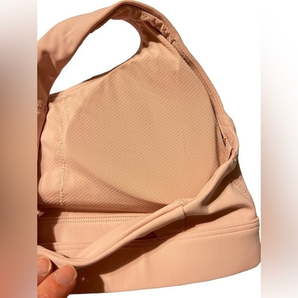 Athleta Ultimate Bra with Supersonic XS A-C - Picture 5 of 8